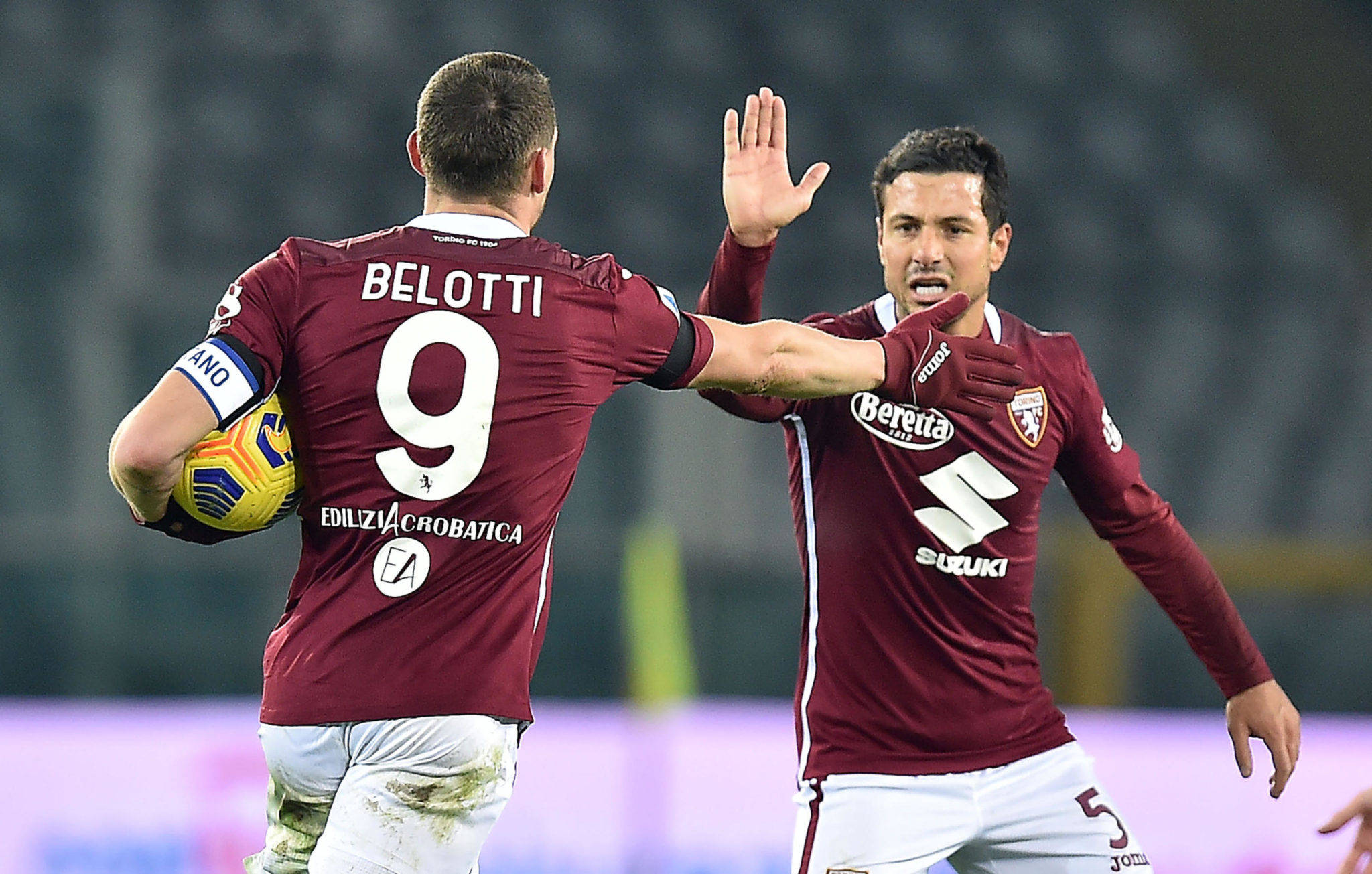 爱游戏游戏平台-包含集结日意甲焦点战，巴塞罗那止住颓势，气氛紧张，赛程密集仍需轮换的词条